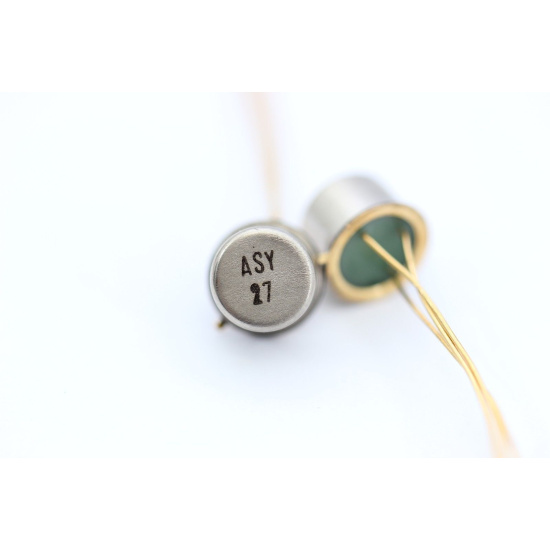 ASY27 GOLD TRANSISTOR NOS( New Old...