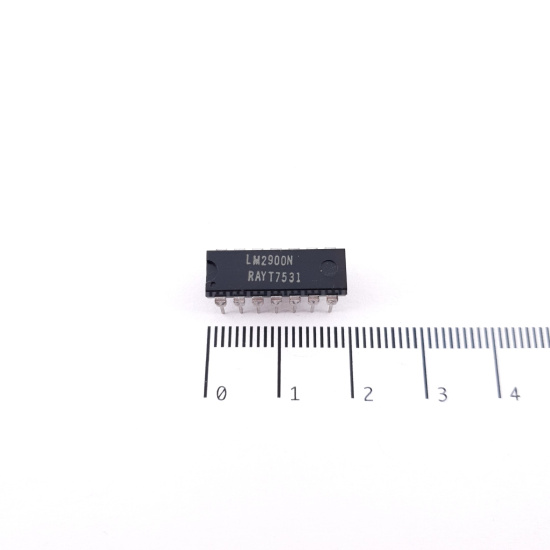 1 X LM2900N INTEGRATED CIRCUIT. NOS....