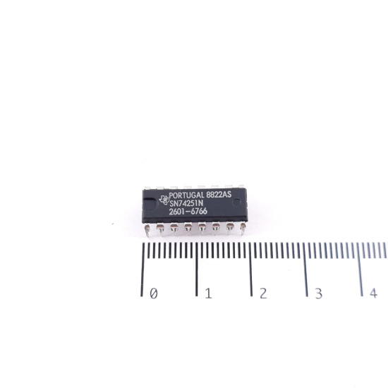 1 X SN74251N TEXAS INSTRUMENTS...