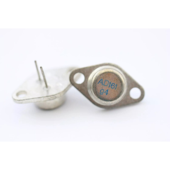 1 X AD161 TRANSISTOR NOS G4....