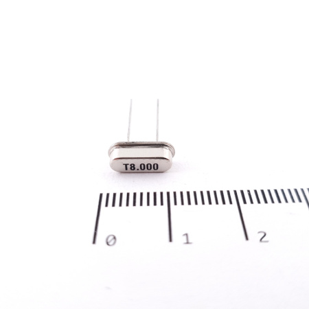 1 X 8.000MHZ CRYSTAL OSCILLATOR. NOS. C518BU11F270925