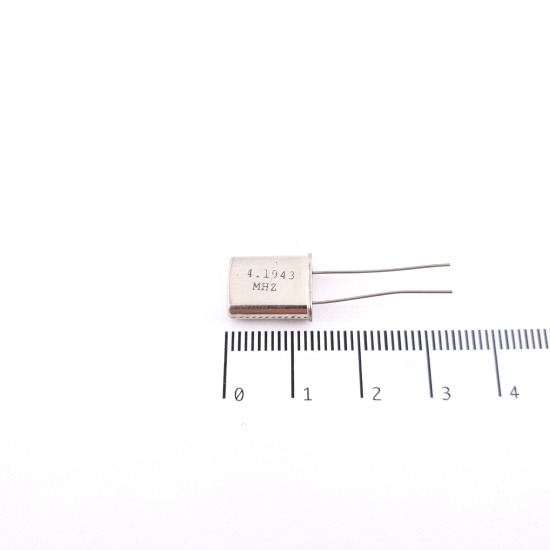 1 X 4.1943MHZ CRYSTAL OSCILLATOR....