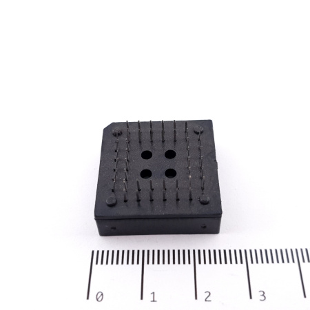 1 X 44 PIN PLCC IC SOCKET. NOS. C601BU2F300925