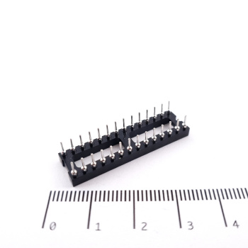 1 X 28 PIN MACHINE IC... 2