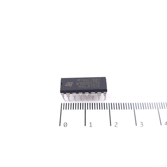 1 X M74HC76B1 STMICROELECTRONICS...