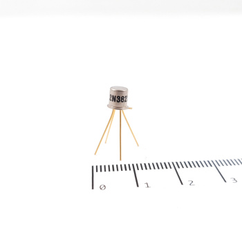 1 X 2N3822 GOLD TRANSISTOR....