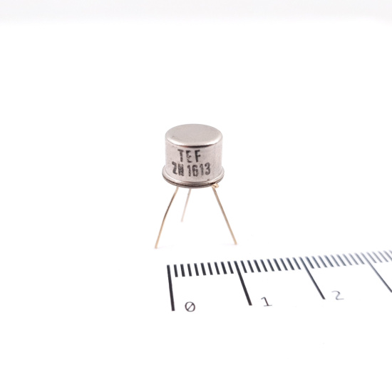 1 X 2N1613 GOLD TRANSISTOR. NOS....