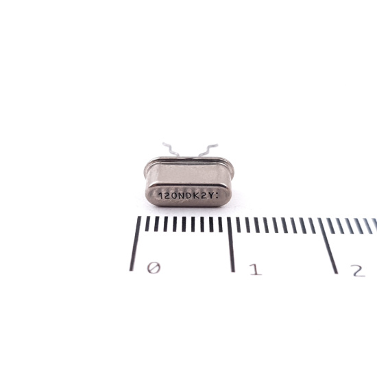 1 X 120NDK2Y CRYSTAL OSCILLATOR. NOS....