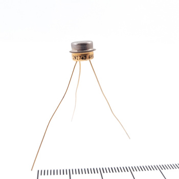 1 X 2N1742 GOLD SPRAGUE...