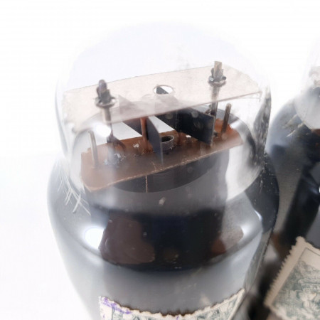 2 X EL33 TUBE. MULLARD. SMOKED GLASS. DUAL D-G. 1950s. MATCHED PAIR. CÑ  ENA