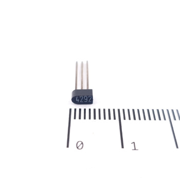 1 X 2N4292 TRANSISTOR. NOS....