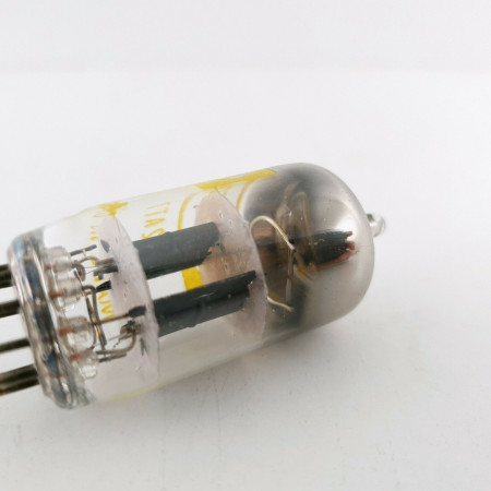 1 X 12AT7 TUBE. RAYTHEON BRAND. GREY PLATES. D-GETTER. 1960s PRODUCTION. CF  ENA