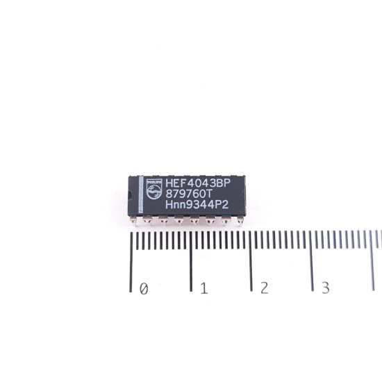 1 X HEF4043BP PHILIPS INTEGRATED...