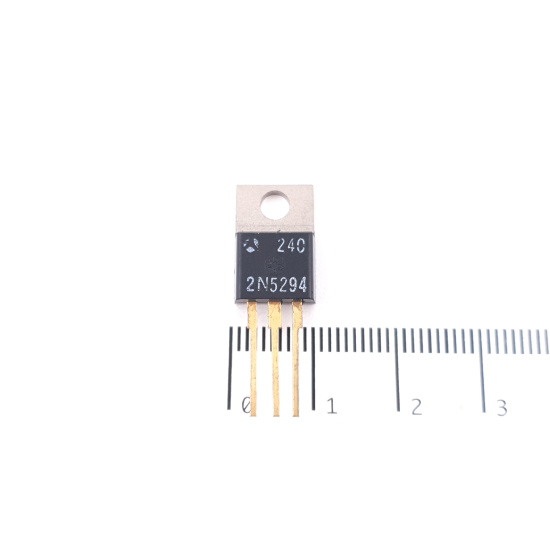 1 X 2N5294 GOLD THOMSON TRANSISTOR....