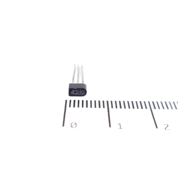 1 X 2N4289 TRANSISTOR. NOS....