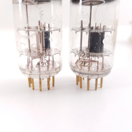 2 X EC81 VALVO TUBE. 1960s PHILIPS PROD. COPPER ROD. GOLD PIN. 17/17mA. 8. CH81