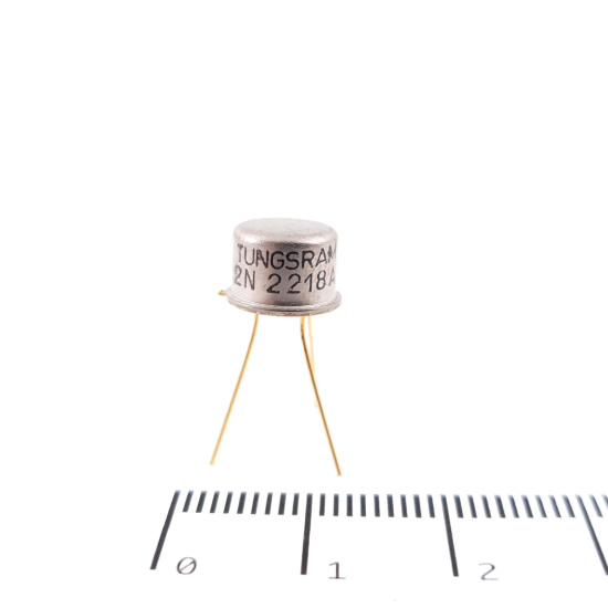 1 X 2N2218A GOLD TUNGSRAM TRANSISTOR....