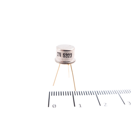 1 X 2N5323 GOLD TRANSISTOR. NOS....