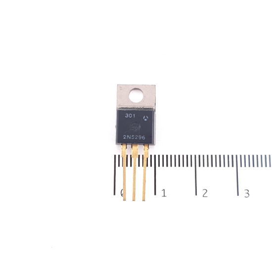 1 X 2N5296 GOLD THOMSON TRANSISTOR....