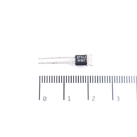 1 X BF642 TO-92 THOMSON TRANSISTOR....