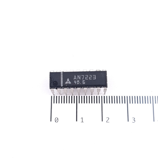 1 X AN7223 MATSUSHITA INTEGRATED...