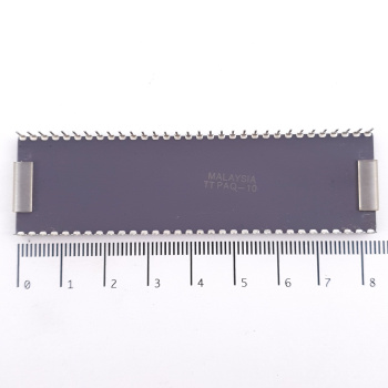 1 X MC68000L10 MOTOROLA... 2