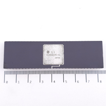 1 X HD68000-6 HITACHI...