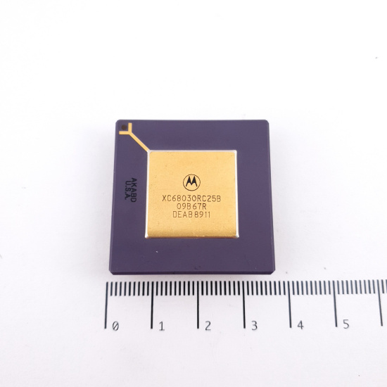 1 X XC68030RC25B MOTOROLA...