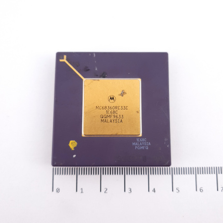 1 X MC68360RC33C / 68360 MOTOROLA TRANSISTOR. NOS. C109U1F150126