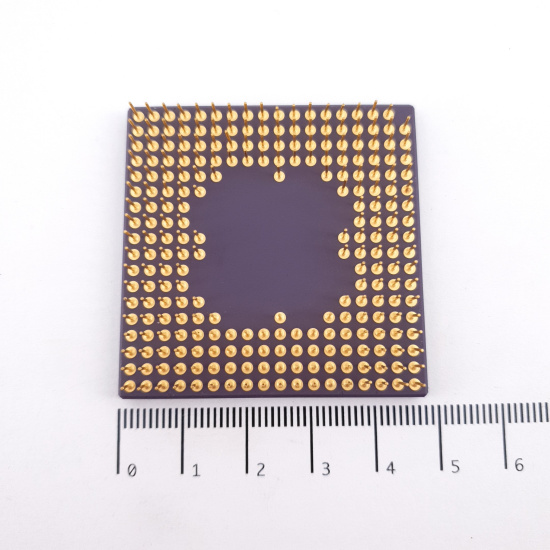 1 X MC68360RC33C / 68360 MOTOROLA...