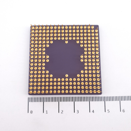 1 X MC68360RC33C / 68360 MOTOROLA TRANSISTOR. NOS. C109U1F150126