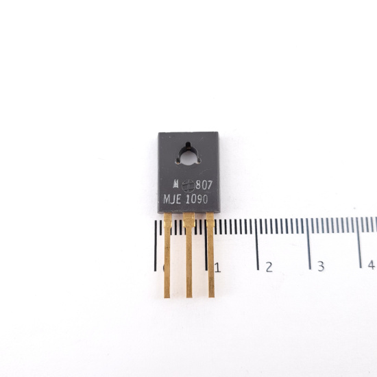 1 X MJE1090 GOLD MOTOROLA TRANSISTOR....