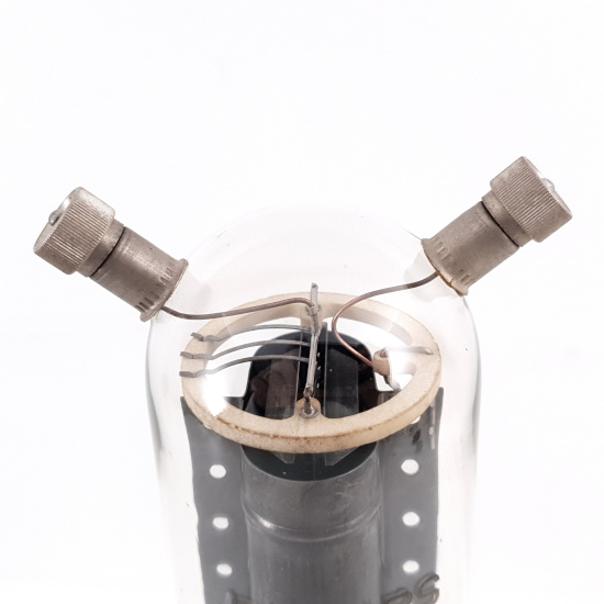 1 X TC1/75 PHILIPS TUBE. BLACK...