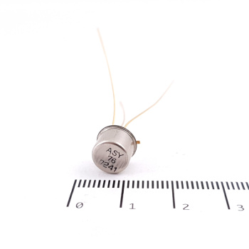 1 X ASY76 GOLD TRANSISTOR....