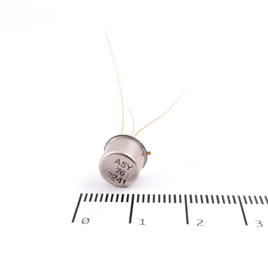 1 X ASY76 GOLD TRANSISTOR. NOS....