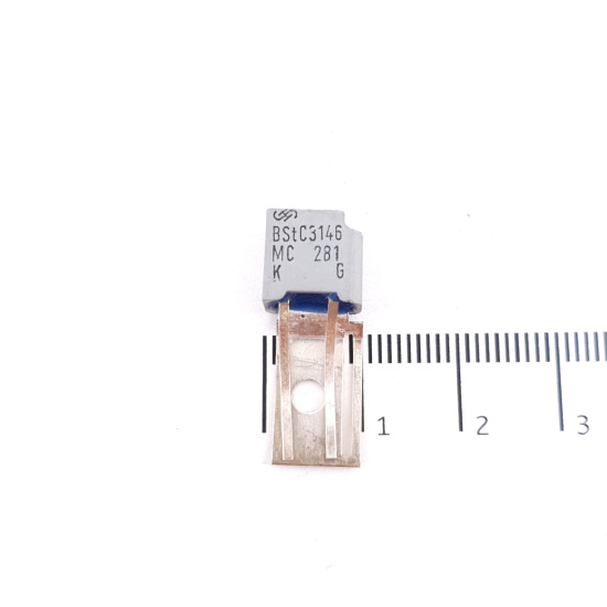 1 X BSTC3146 SIEMENS TRANSISTOR. NOS....