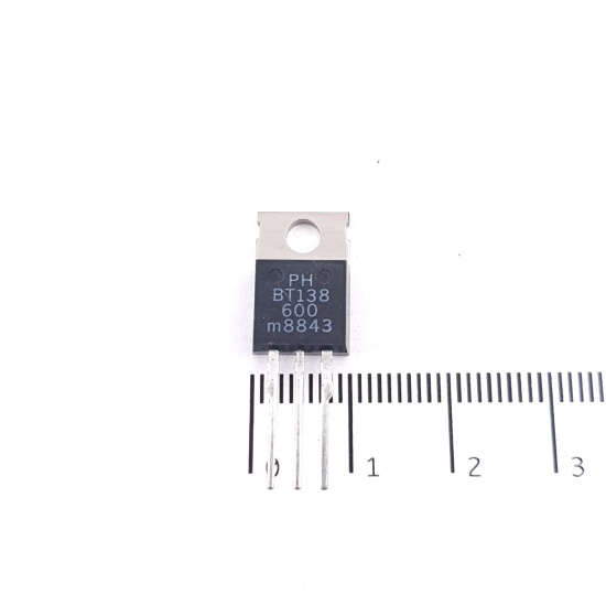 1 X BT138-600 PHILIPS TRANSISTOR....