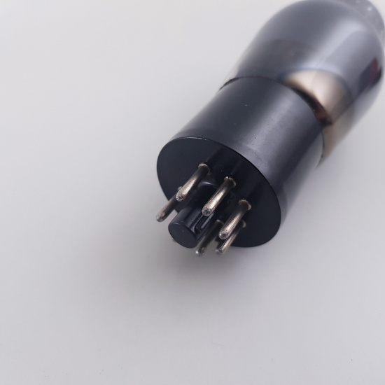 1 X KT61 RSD TUBE. NOS/NIB....