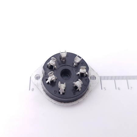 1 X UX7 BIG AMERICAN SOCKET 7 PINS. BRITISH MADE. ZOC16U2