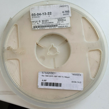 10 x 301R 1/4W 1% 100PPM SMD HOKURIKU RESISTOR. (R327) CA394U4700F220721