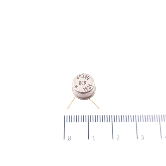 1 X 40346 TO-39 RCA GOLD TRANSISTOR....