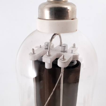 1 X 810 CETRON TUBE. 1960s PRODUCTION. BLACK PLATES. NOS/NIB.