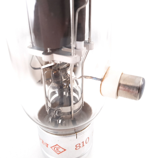 1 X 810 CETRON TUBE. 1960s...