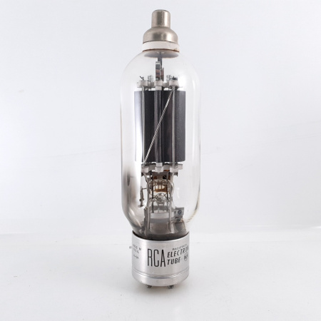 1 X 810 RCA TUBE. 1950s PRODUCTION. BLACK PLATES. NOS/NIB.