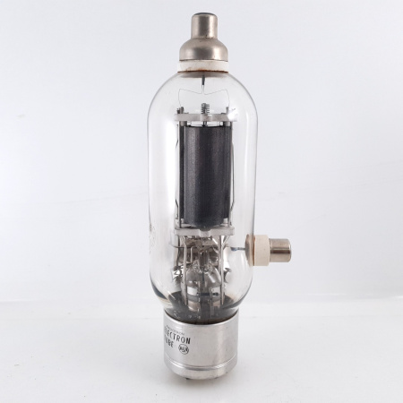 1 X 810 RCA TUBE. 1950s PRODUCTION. BLACK PLATES. NOS/NIB.