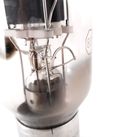 1 X JAN 810 KEN-RAD TUBE. 1950s...