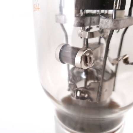 1 X 810 AMPEREX TUBE. 1960s PRODUCTION. NOS/NIB.