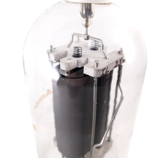 1 X 810 AMPEREX TUBE. 1960s...