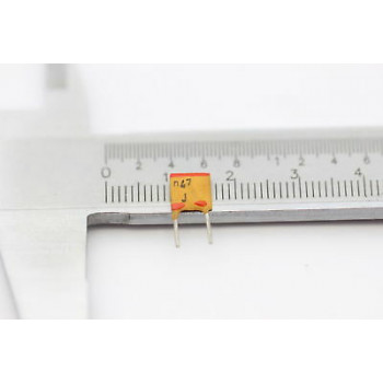 CERAMIC CAPACITOR N47J 0,47nF NOS ( New Old Stock ) 20PC C563A200+F090415