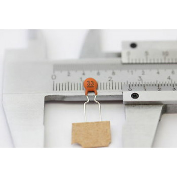 CERAMIC CAPACITOR 33pF 50V NOS ( New Old Stock ) 20PC C562CU45F090415